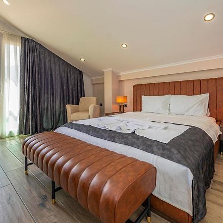 4 Beds, Luxury Holiday Villa In Hisaroenue Oeluedeniz Villa Mia Fethiye Eksteriør billede