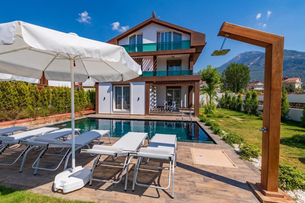 4 Beds, Luxury Holiday Villa In Hisaroenue Oeluedeniz Villa Mia Fethiye Eksteriør billede