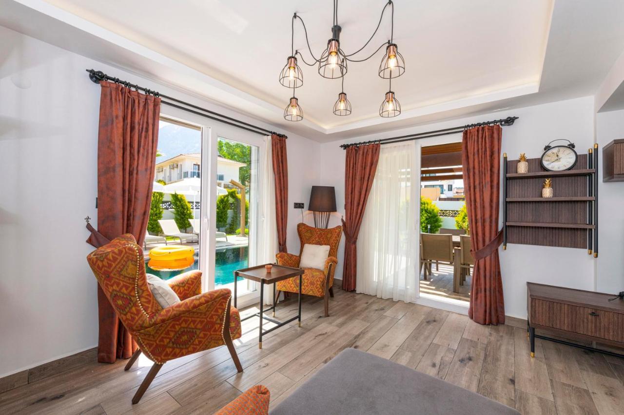 4 Beds, Luxury Holiday Villa In Hisaroenue Oeluedeniz Villa Mia Fethiye Eksteriør billede